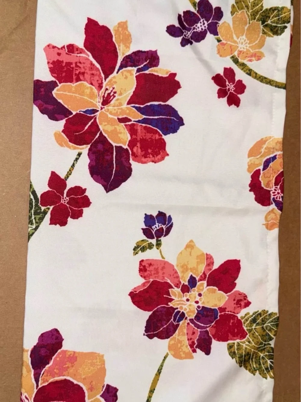 Food Network Vibrant Spring  Floral Printed Stain Resistant Napkins Set of 16